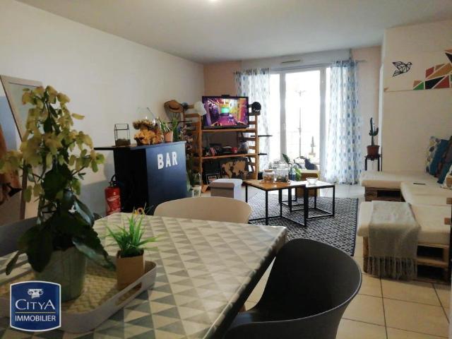 Appartement à louer 2 pièces 52.56m²