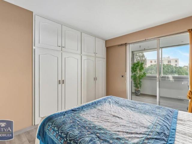 Appartement à louer 2 pièces 52.77m²