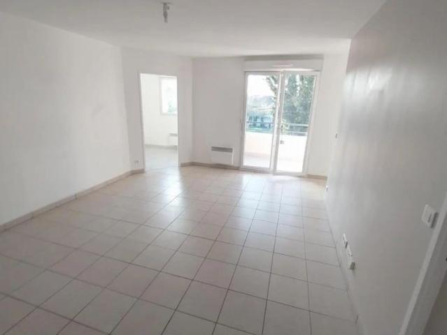 Appartement à louer 2 pièces 53.6m²