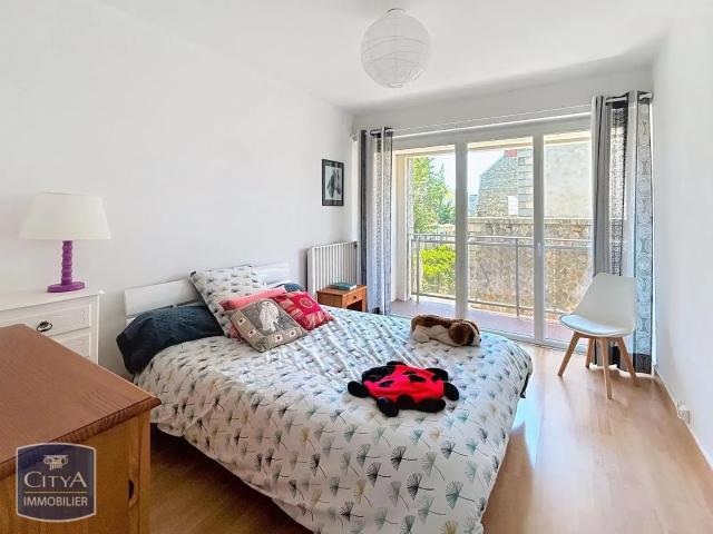 Appartement à louer 2 pièces 64.06m²