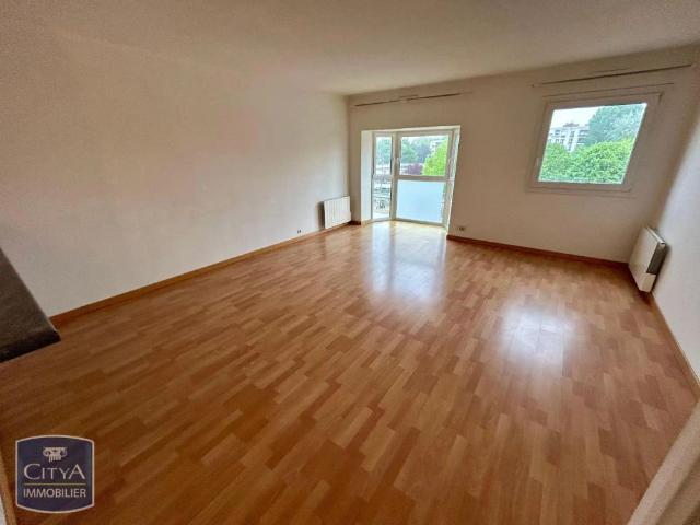 Appartement à louer 2 pièces 64m²