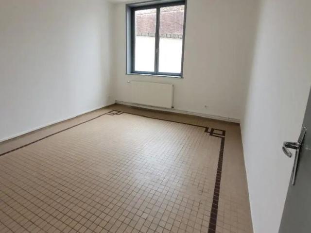 Appartement à louer 2 pièces 64m²