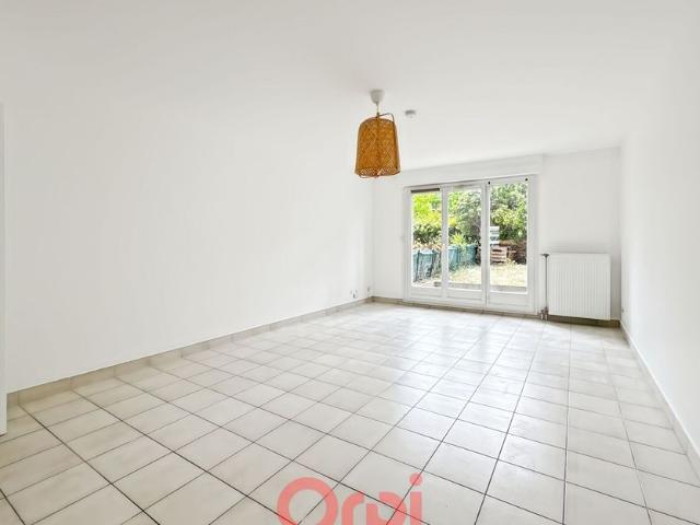 Appartement à louer 2 pièces • 65 m2 Lyon 3