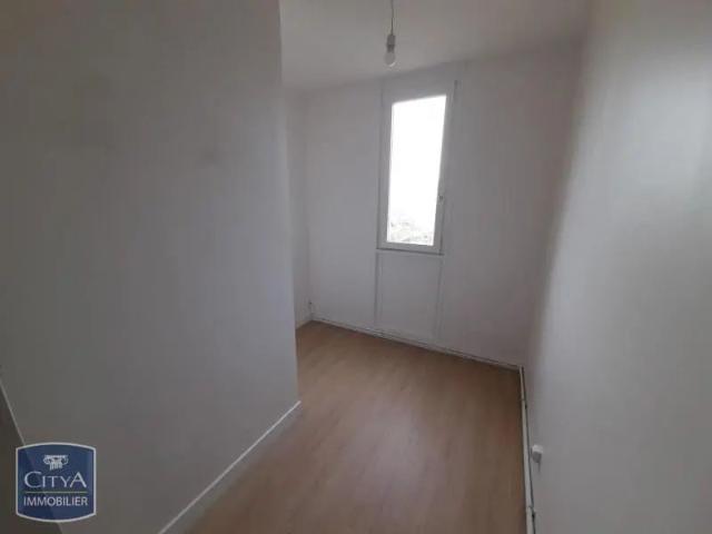 Appartement à louer 2 pièces 66.37m²