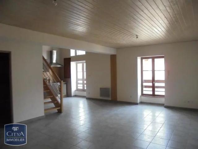 Appartement à louer 2 pièces 67m²