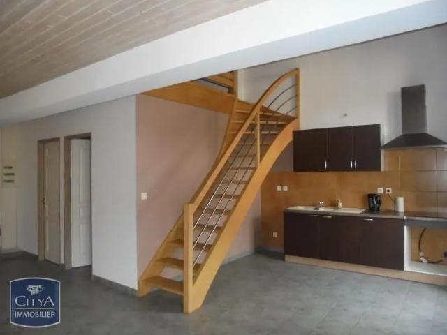 Appartement à louer 2 pièces 67m²