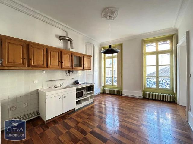 Appartement à louer 2 pièces 69.16m²