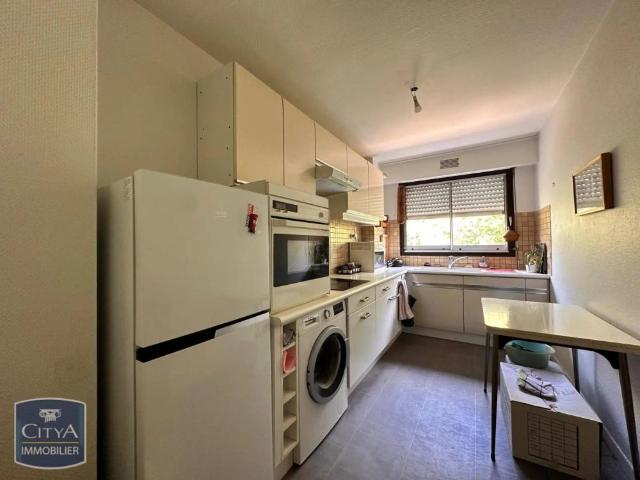 Appartement à louer 2 pièces 61.28m²