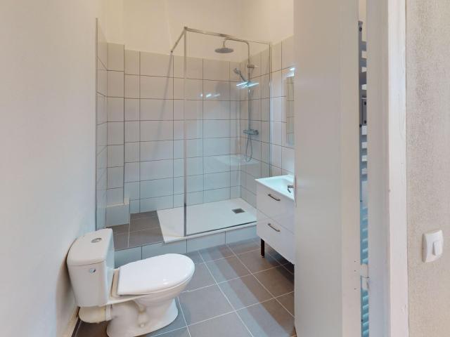 Appartement à louer 2 pièces 61,55 m