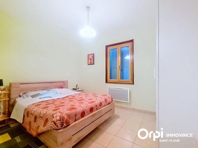 Appartement à louer 2 pièces • 62,30 m2 Saint Flour