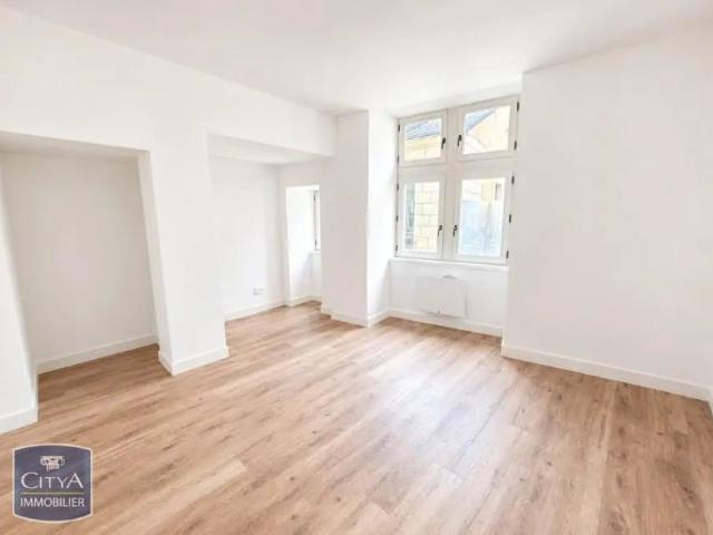 Appartement à louer 2 pièces 62.71m²