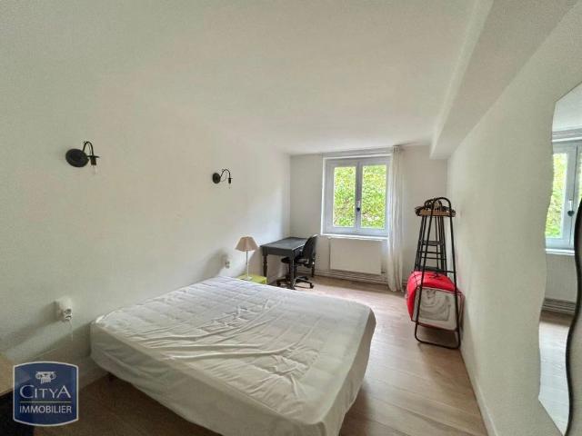 Appartement à louer 2 pièces 62.7m²