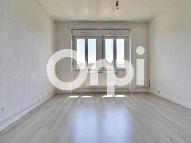 Appartement à louer 2 pièces 63 m