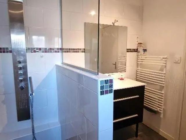 Appartement à louer 2 pièces 63.24m²