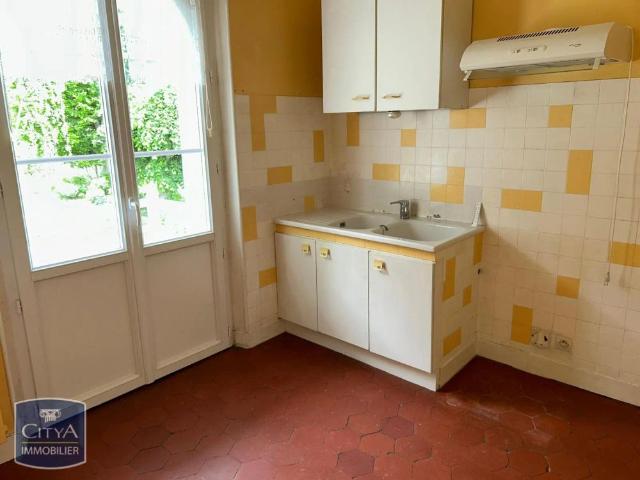 Appartement à louer 2 pièces 73.3m²