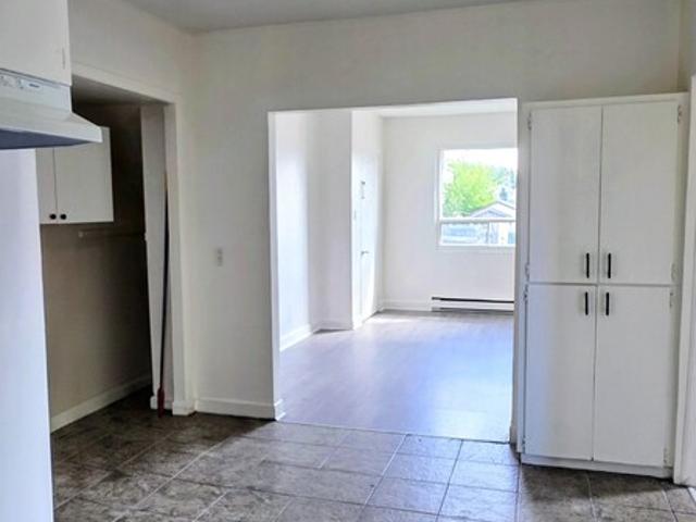 Appartement à Louer 3566 rue fortin, Jonquière Saguenay 7 photos | Logis Québec