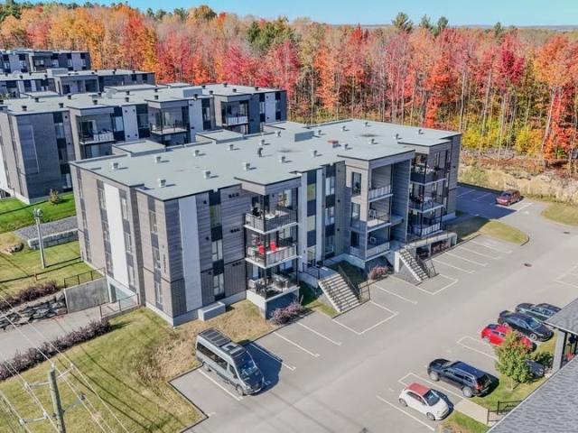 Appartement à Louer 3571 Nicholas Scheib, Les Nations Sherbrooke 18 photos | Logis Québec