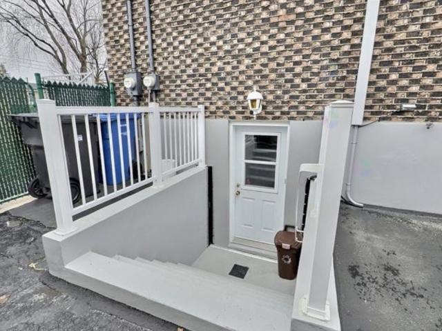 Appartement à Louer 3610 Rue Duvernay, Saint Hubert Longueuil 7 photos | Logis Québec
