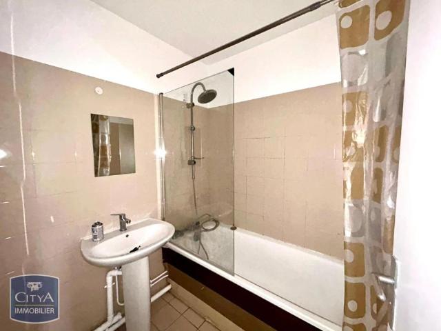Appartement à louer 1 pièce 36.2m²