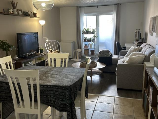 Appartement à Louer 3650 Rue Lanthier, Sainte Foy/Sillery/Cap Rouge Québec 12 photos | Logis Québec
