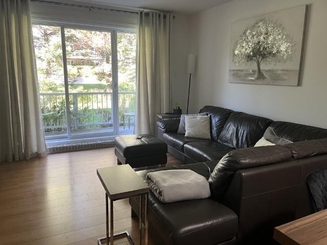 Appartement à Louer 3670, avenue des Compagnons, Sainte Foy/Sillery/Cap Rouge Québec 9 photos | Logis Québec