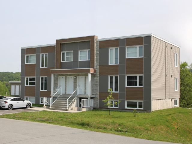 Appartement à Louer 391 Avenue des Bouleaux, Vallée Jonction 19 photos | Logis Québec