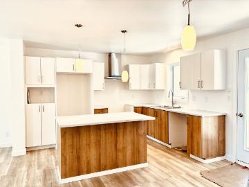 Appartement à Louer 303 rue St Roch, Saint Donat 8 photos | Logis Québec