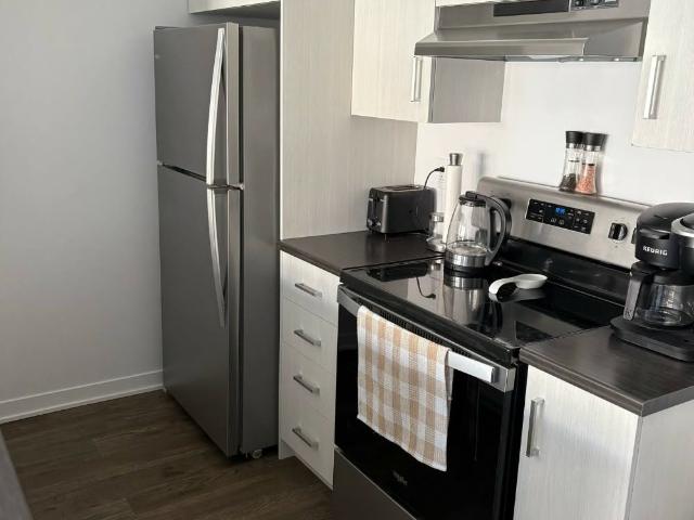 Appartement à Louer 301 Place Claude Dagenais, Sainte Thérèse 13 photos | Logis Québec
