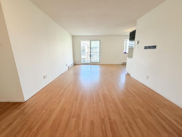 Appartement à Louer 3060 Rue Antoine du Verdier, Sainte Foy/Sillery/Cap Rouge Québec 16 photos | Logis Québec