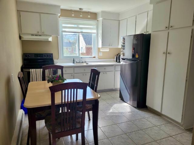 Appartement à Louer 3173 boulevard Neilson, Sainte Foy/Sillery/Cap Rouge Québec 6 photos | Logis Québec