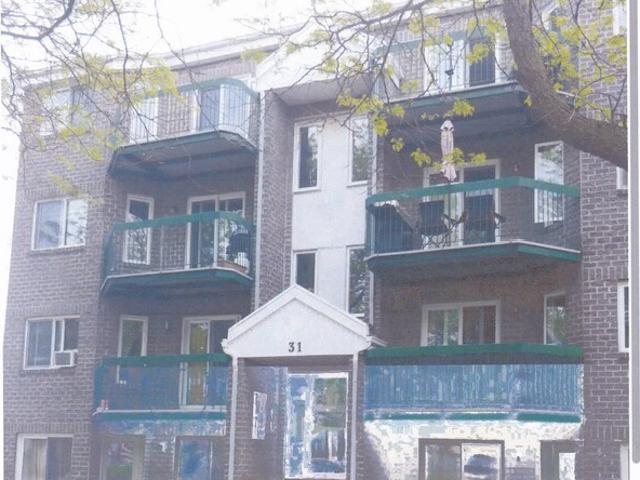 Appartement à Louer 31 Ave Joubert, Candiac 4 photos | Logis Québec