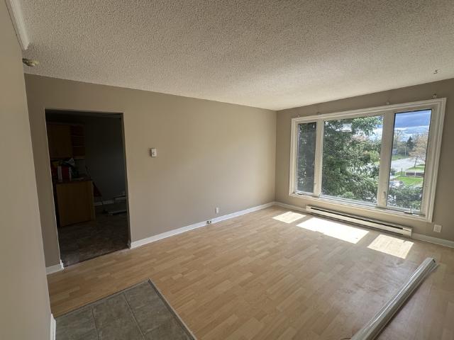 Appartement à Louer 323 Sauvé, Buckingham Gatineau 14 photos | Logis Québec