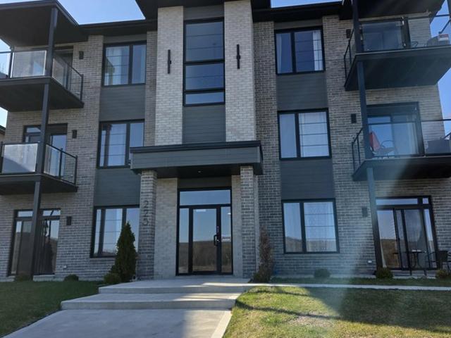 Appartement à Louer 225 rue Louis Joseph Papineau, Cowansville 7 photos | Logis Québec