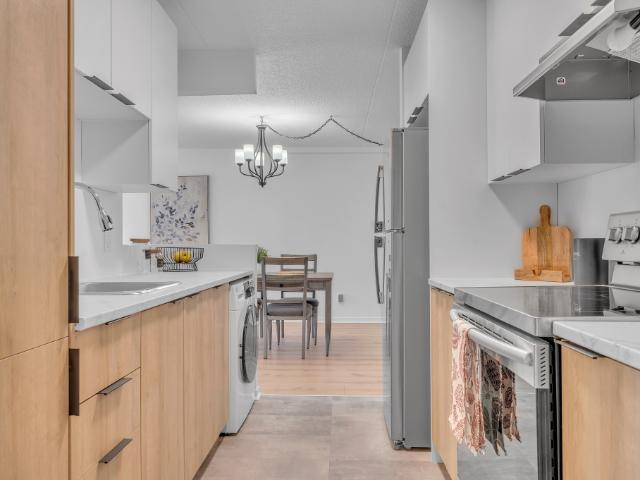 Appartement à Louer 325 Rue Jean Baptiste Rolland, Saint Jérôme 9 photos | Logis Québec