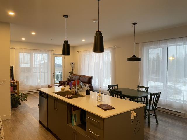 Appartement à Louer 3395 rue Laure Conan, Les Nations Sherbrooke 18 photos | Logis Québec