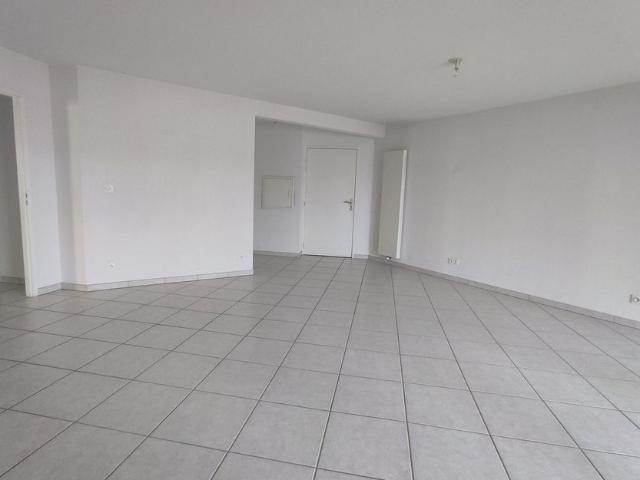 Appartement à louer 3 pièces • Manosque