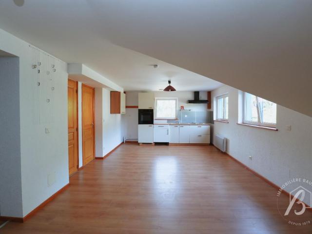 Appartement à louer, 3 pièces OBERHASLACH 67280