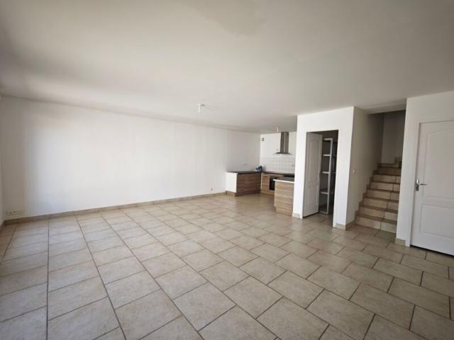 Appartement à louer 3 pièces • Aubergenville
