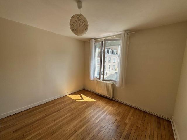 Appartement à louer, 3 pièces ANGERS 49000