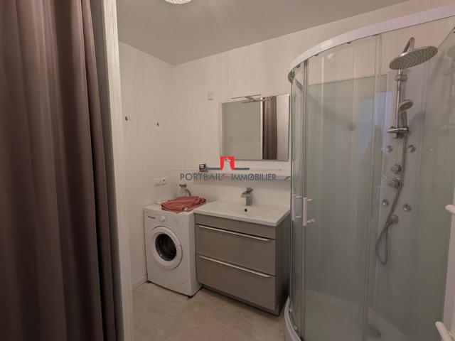 Appartement à louer, 3 pièces Blaye 33390