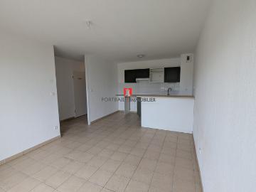 Appartement à louer, 3 pièces Blaye 33390