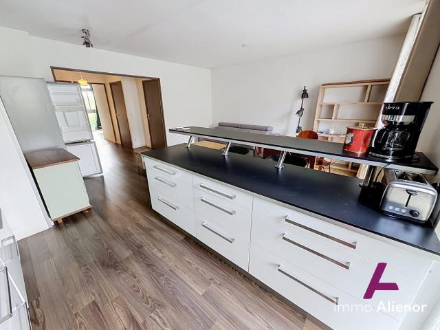 Appartement à louer, 3 pièces Bordeaux 33000