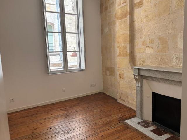 Appartement à louer 3 pièces • Bordeaux