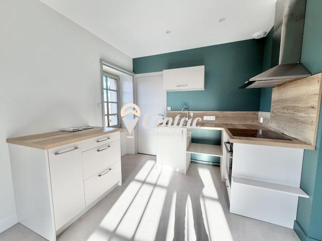 Appartement à louer, 3 pièces Bressuire 79300