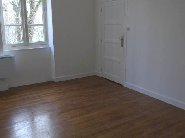 Appartement à louer, 3 pièces Crolles 38920