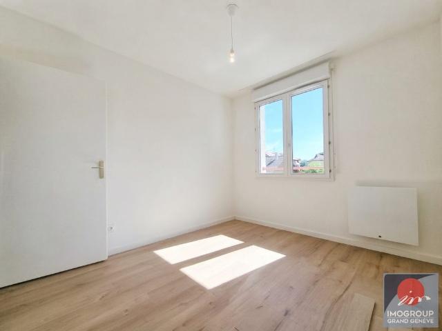 Appartement à louer, 3 pièces Douvaine 74140