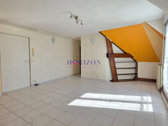 Appartement à louer, 3 pièces La Chapelle en Serval 60520