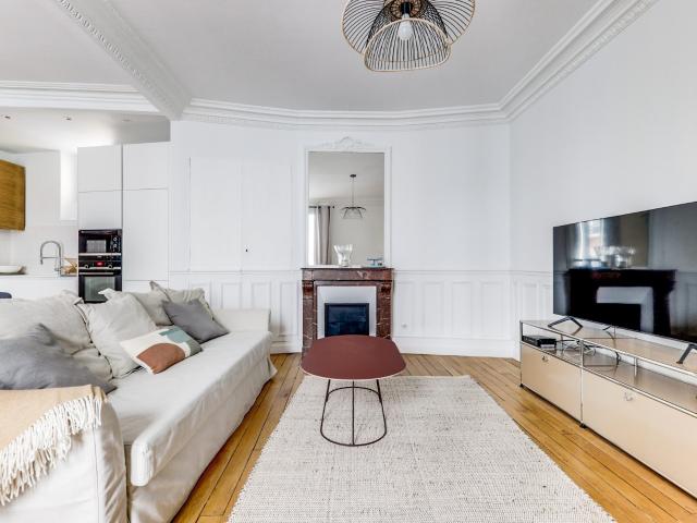 Appartement à louer, 3 pièces Paris 75007