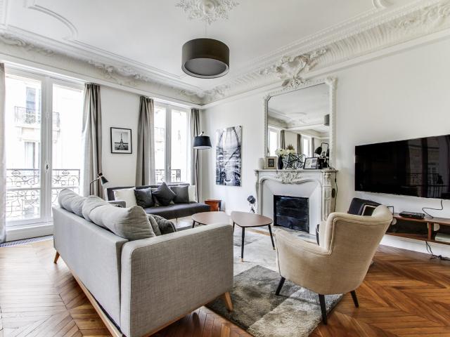 Appartement à louer, 3 pièces Paris 75008