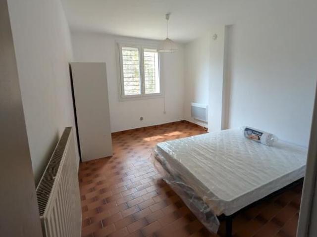 Appartement À Louer 3 pièces SAINT AMBROIX